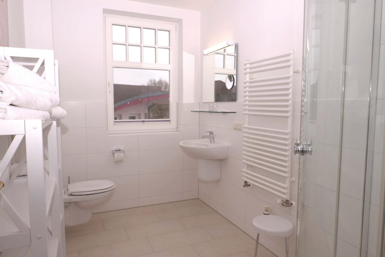 Hotel Zum Strandlaufer Ahrenshoop Zewnętrze zdjęcie